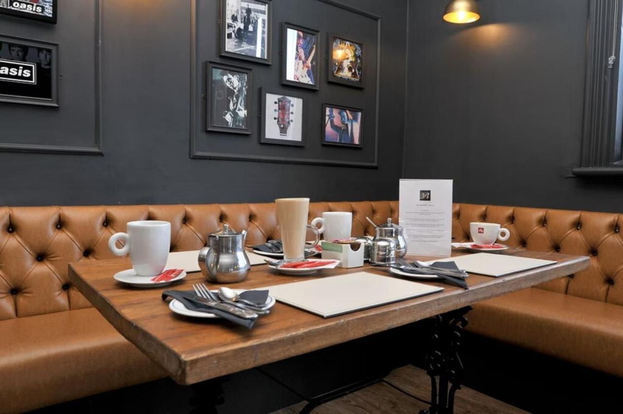 The Royal Hotel Crewe, A Brilliant Collection, Powered By Oyo Exterior foto
