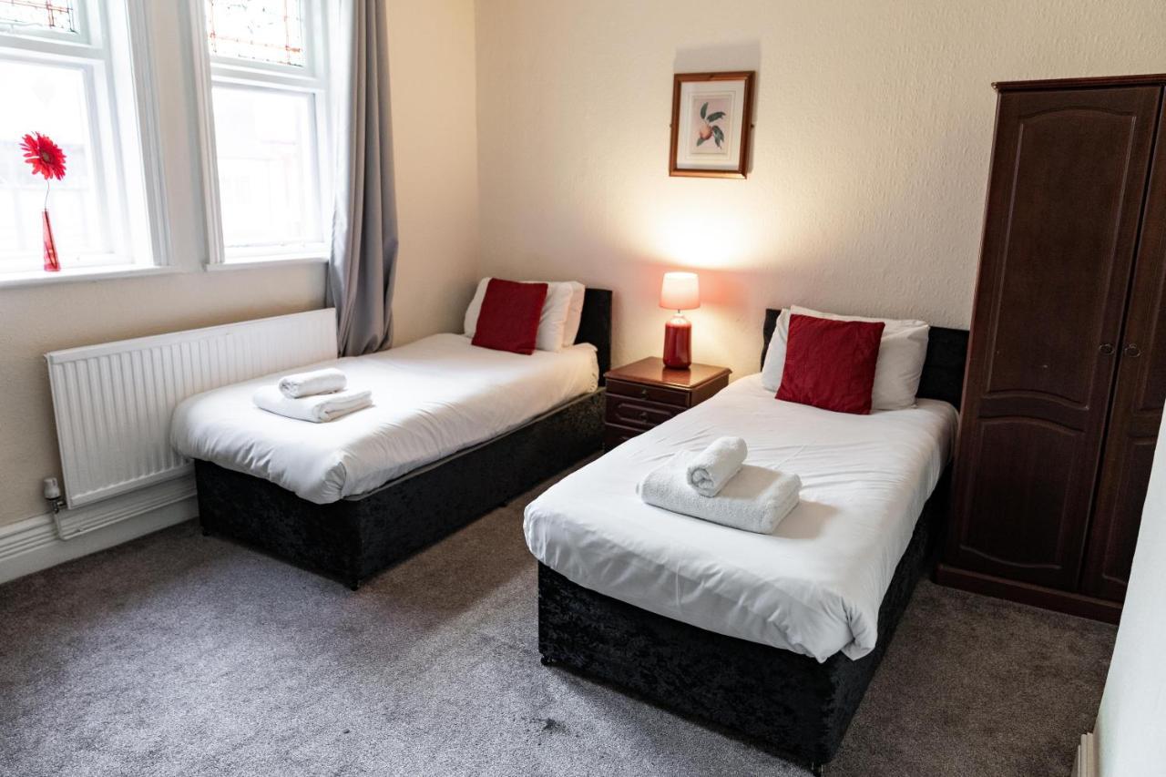 The Royal Hotel Crewe, A Brilliant Collection, Powered By Oyo Exterior foto